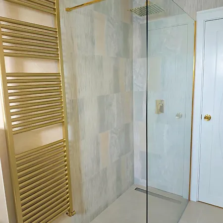 Δωμάτια σε οικογενειακή κατοικία Ashwood